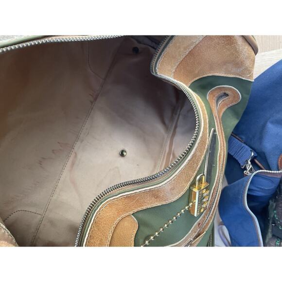 Vintage Leather Duffle Bag Weekender Carry On Bag Invicta EUC 1980s - Picture 13 of 15